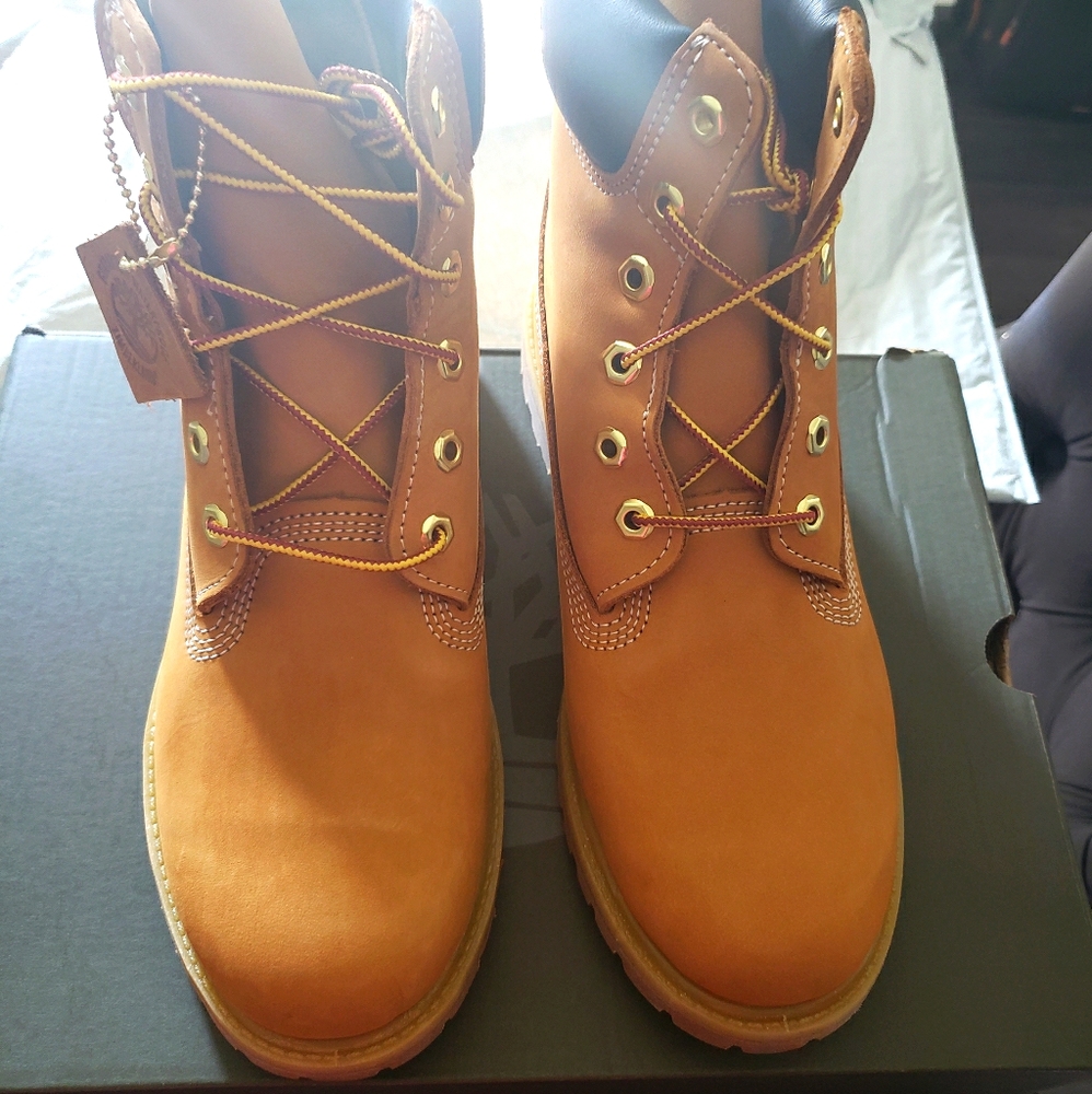 Women's Brand New Wheat Timberland Boots